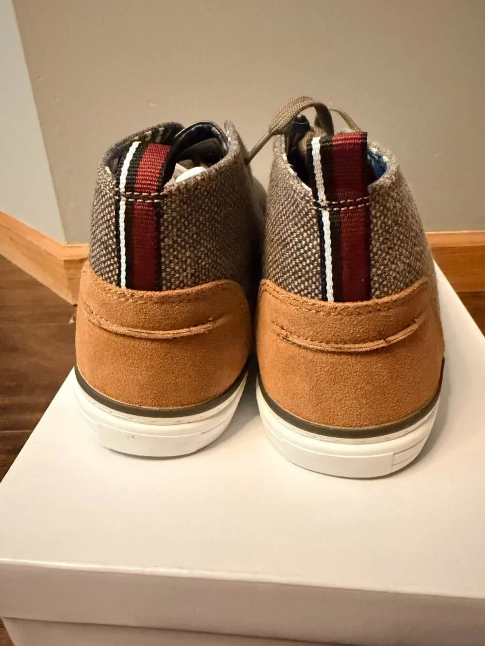 Ben Sherman Brahma Chukka Brown Mens Shoes - NWT